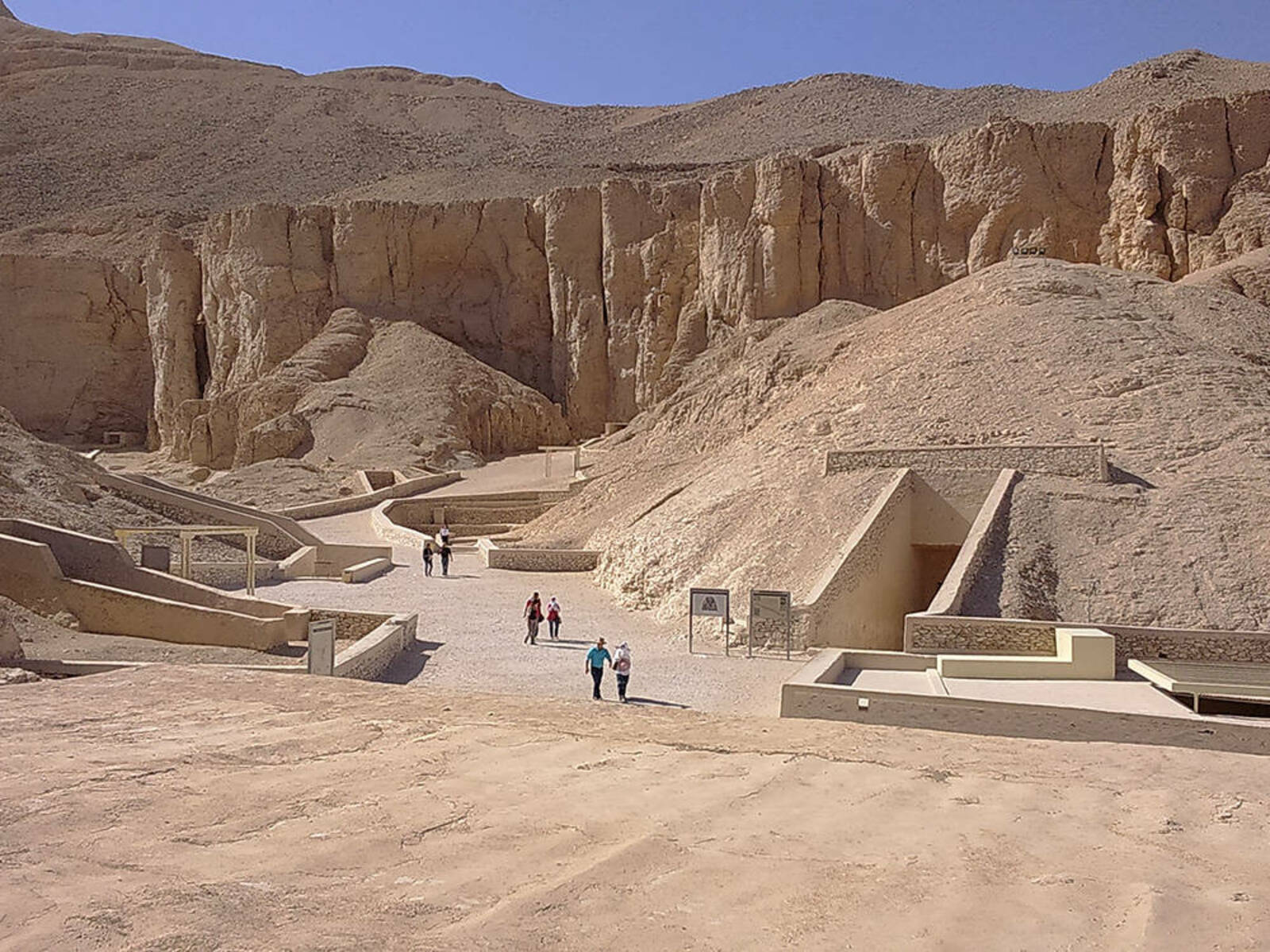 Экскурсия из Хургады в древний Луксор